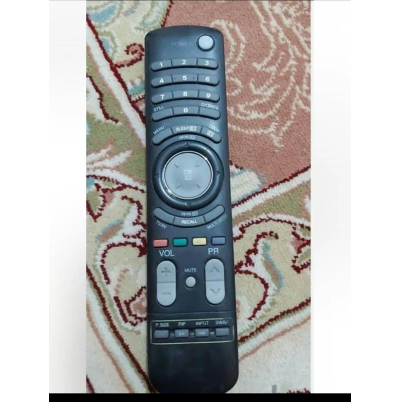 کنترل مشابه تلویزیون دوو DEAWOO(کنترل جایگزین ست شده با کنترل اصلی ارسال میشه)