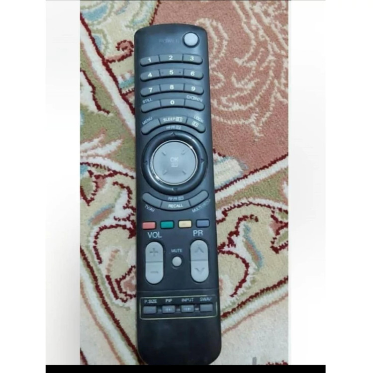 کنترل مشابه تلویزیون دوو DEAWOO(کنترل جایگزین ست شده با کنترل اصلی ارسال میشه)