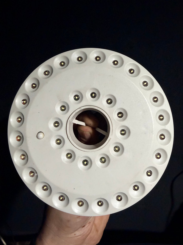 چراغ کمپی دایره باطری خور مگنتی 36LED گم مصرف