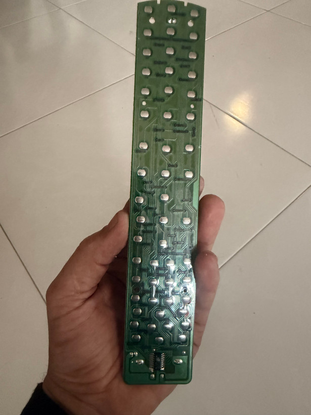 کنترل تلوزیون لئوکو و تی سی ال وایولی شرکتی همه کاره میکروسوییچ Rc311