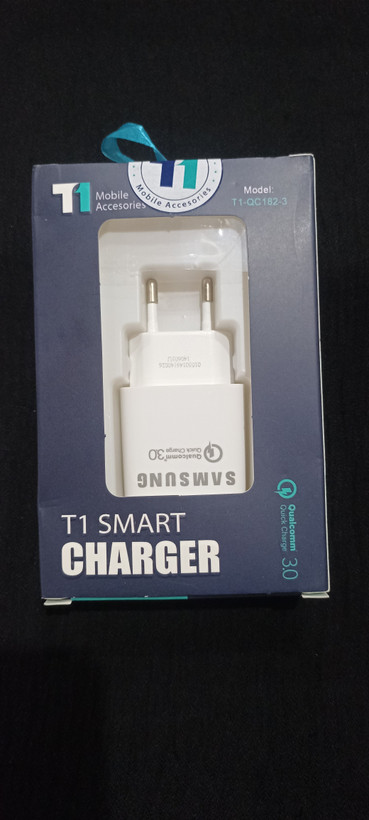 شارژر گوشی سامسونگ مدل T1-QC182-3 ظرفیت ۱۸ وات فست شارژ
